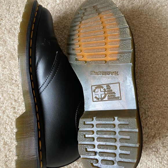 SOLD Vegan Oxfords Dr Martens size 8 - Picture 5 of 8